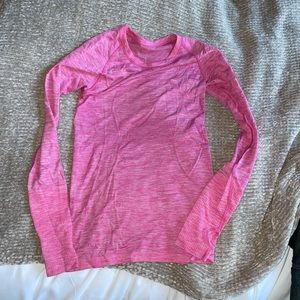 Lululemon swiftly tech